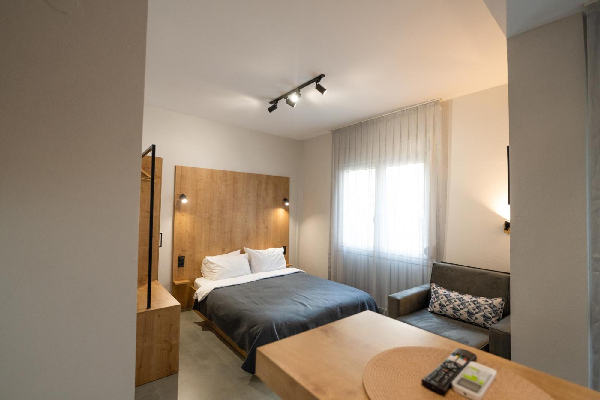 Themis Urban Stay Komotiní Extérieur photo